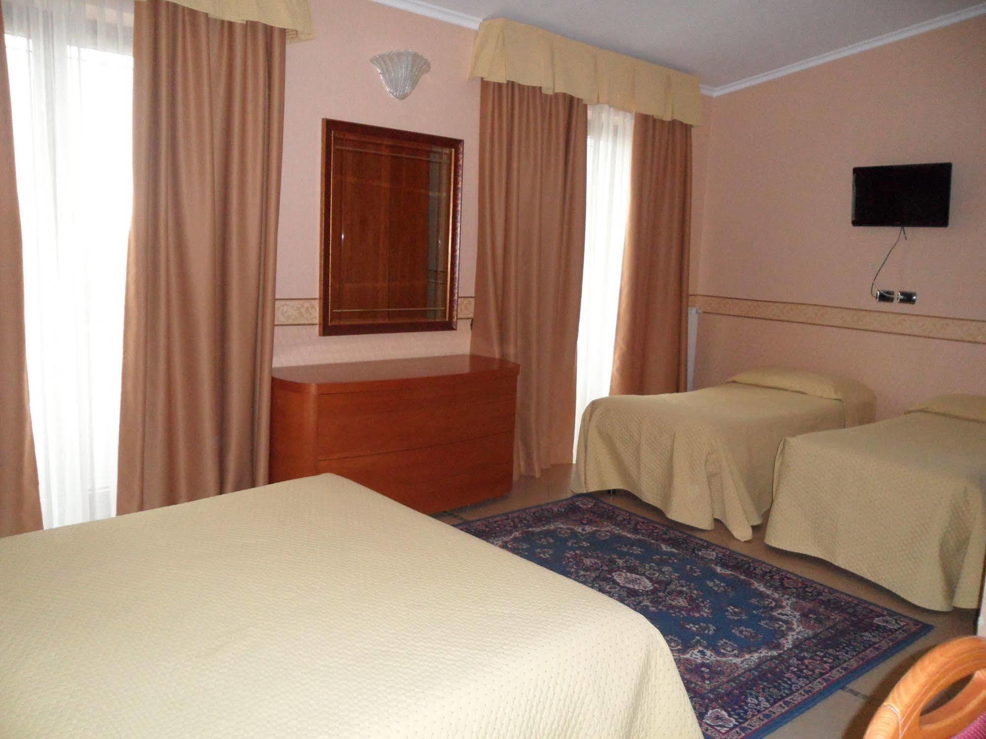 Hotel Ai Sette Nani Систиана Экстерьер фото
